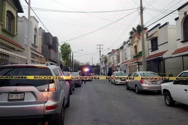 Entran a la sala para asesinarlo