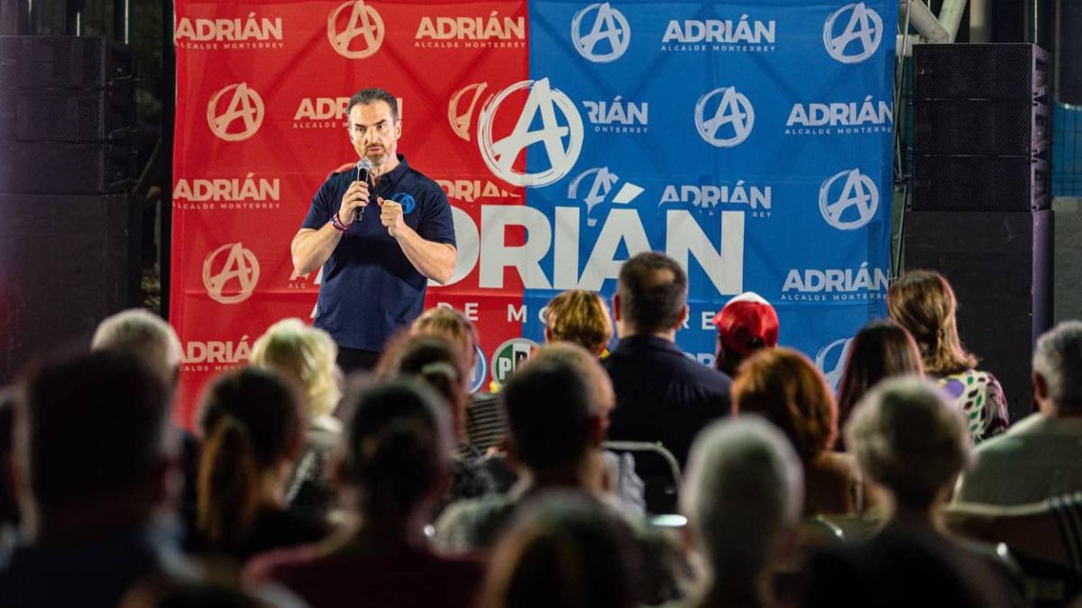 ADRIÁN DE LA GARZA SEGURIDAD