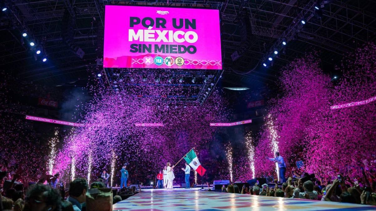 ADRIÁN DE LA GARZA MONTERREY