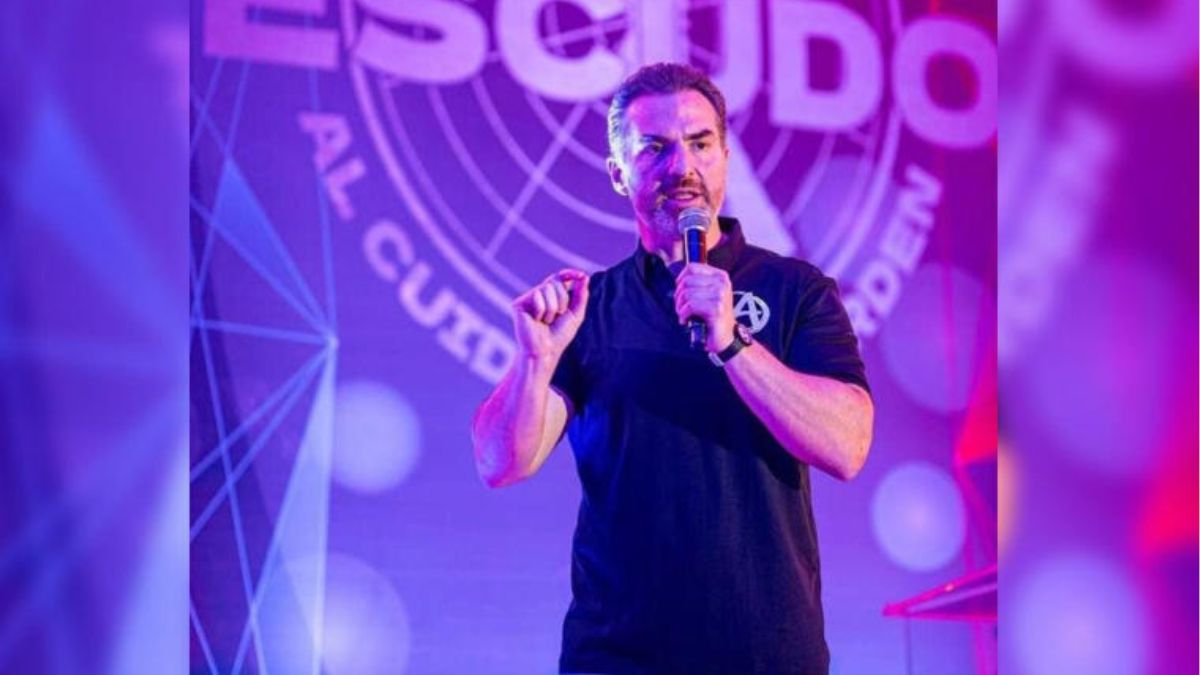 ADRIÁN DE LA GARZA MONTERREY