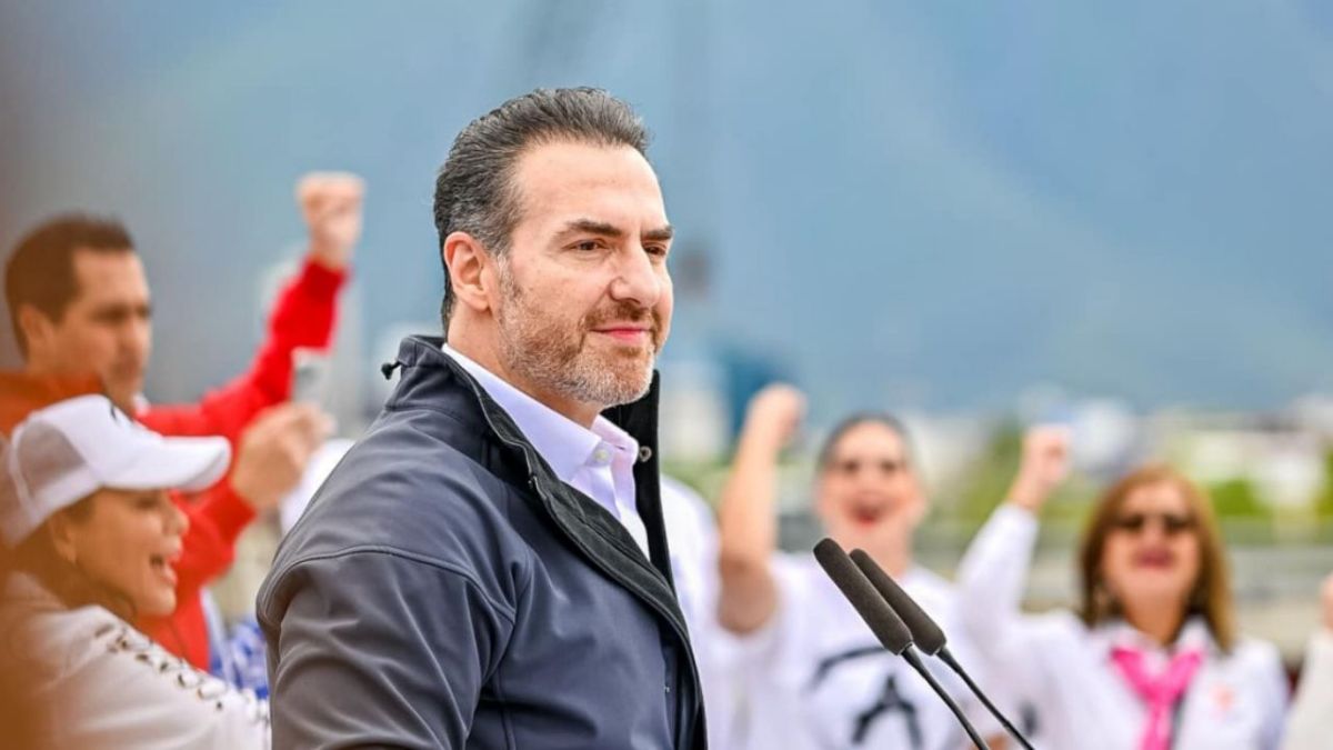 ADRIÁN DE LA GARZA MONTERREY