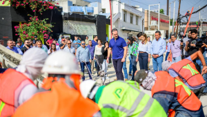 Adrián De La Garza Supervisa Rehabilitación De Pavimento. | Tu Colonia Nuevo León