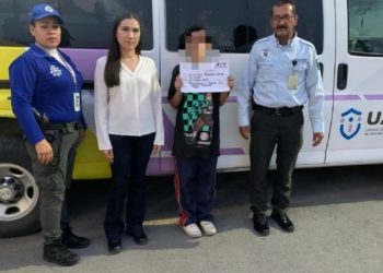 oficial-de-tránsito-localiza-menor-perdido