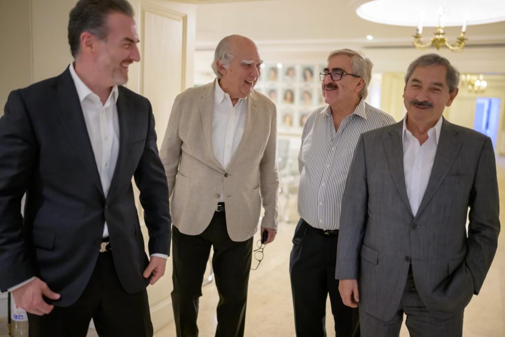 655931540_18571438822052530_3983776839230372829_n | Tu Colonia Nuevo León Fox-y-el-alcalde-de-monterrey-se-reúnen-por-monterrey-junto-con-ex-mandatarios