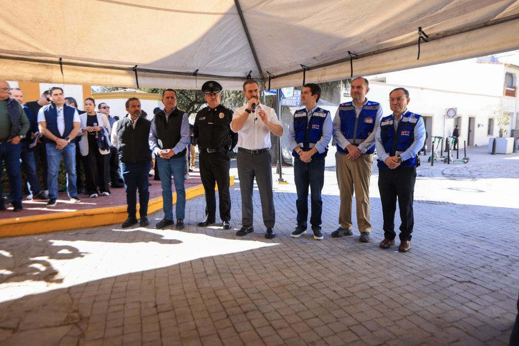 600144403_1327787309387544_1958015448247207530_n | Tu Colonia Nuevo León Funcionarios Públicos En La Presentación De Barrio Bonito