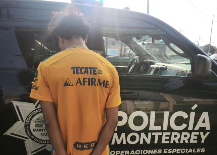 Menor De Edad Detenido En Monterrey Por La Policía; Portaba Droga | Tu Colonia Nuevo León