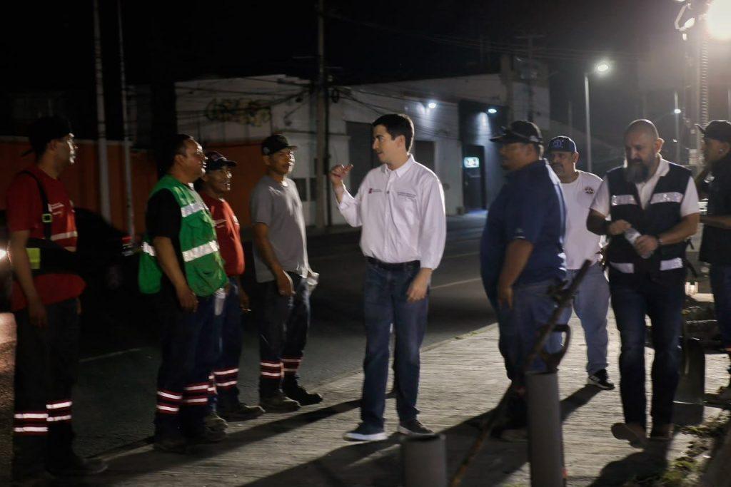 Marcelo-segovia-bacheo | Tu Colonia Nuevo León Marcelo-segovia-obras-nocturnas-bacheo-nocturno-secretario-administración-servicios-públicos | Tu Colonia Nuevo León