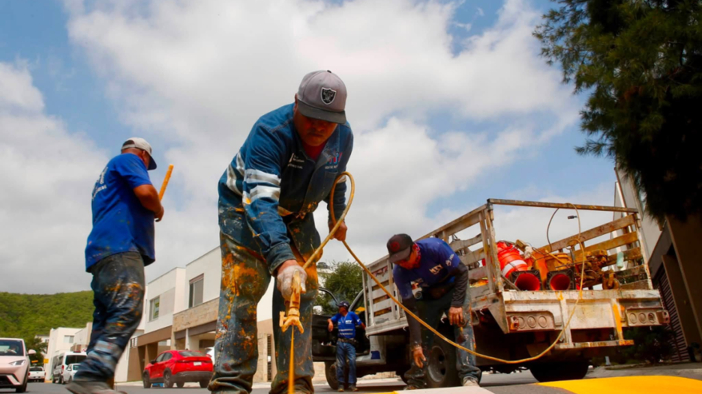 Secretaria-de-servicios-publicos | Tu Colonia Nuevo León Https://www.monterrey.gob.mx/noticias/celebra-monterrey-el-d%c3%ada-del-barrendero-y-reconoce-a-trabajadores-por-su-entrega/ | Tu Colonia Nuevo León