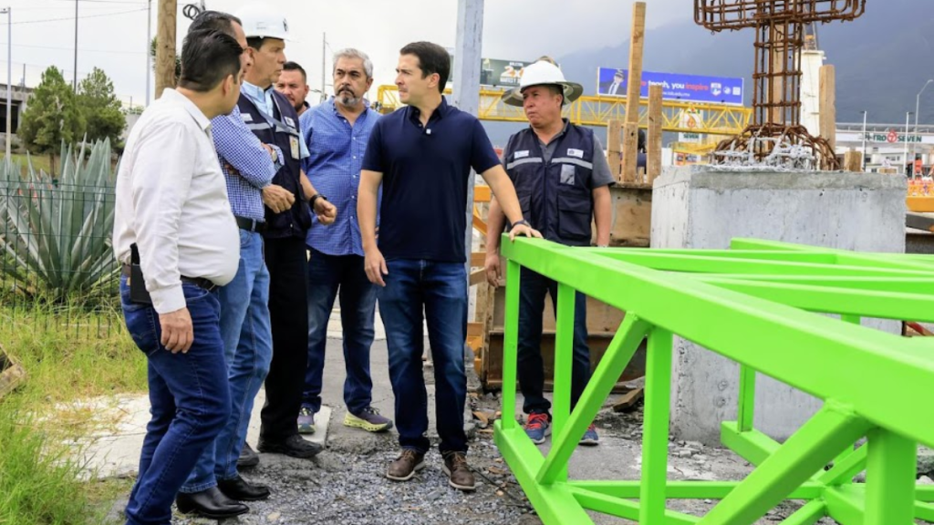 Adrian-de-la-garza-supervisa-obras-inconclusas | Tu Colonia Nuevo León