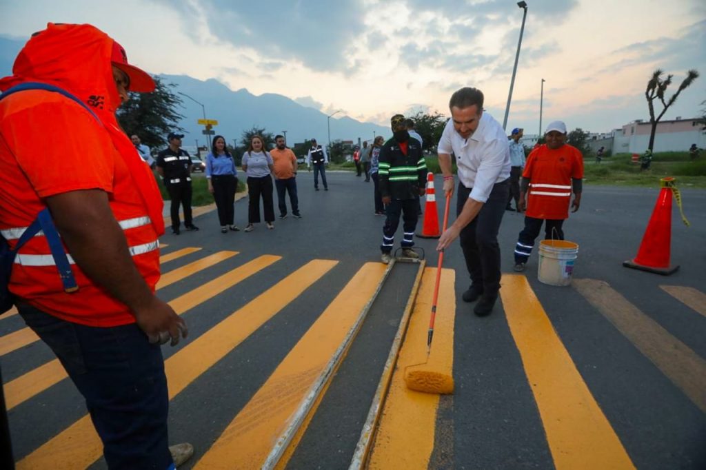 Adrián De La Garza, Alcalde De Monterrey, En Operativo En Cumbres San Agustín. Infraestuctura Vial. | Tu Colonia Nuevo León